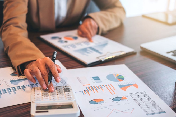 Héctor Andrés Obregón Pérez - Derivado financiero; Qué es y para qué sirve ¡Características y tipos! - FOTO