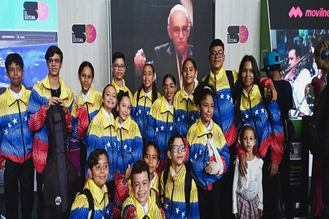 Banplus Presente en la Expo El Sistema 50 Aniversario en el Teatro Teresa Carreño - FOTO